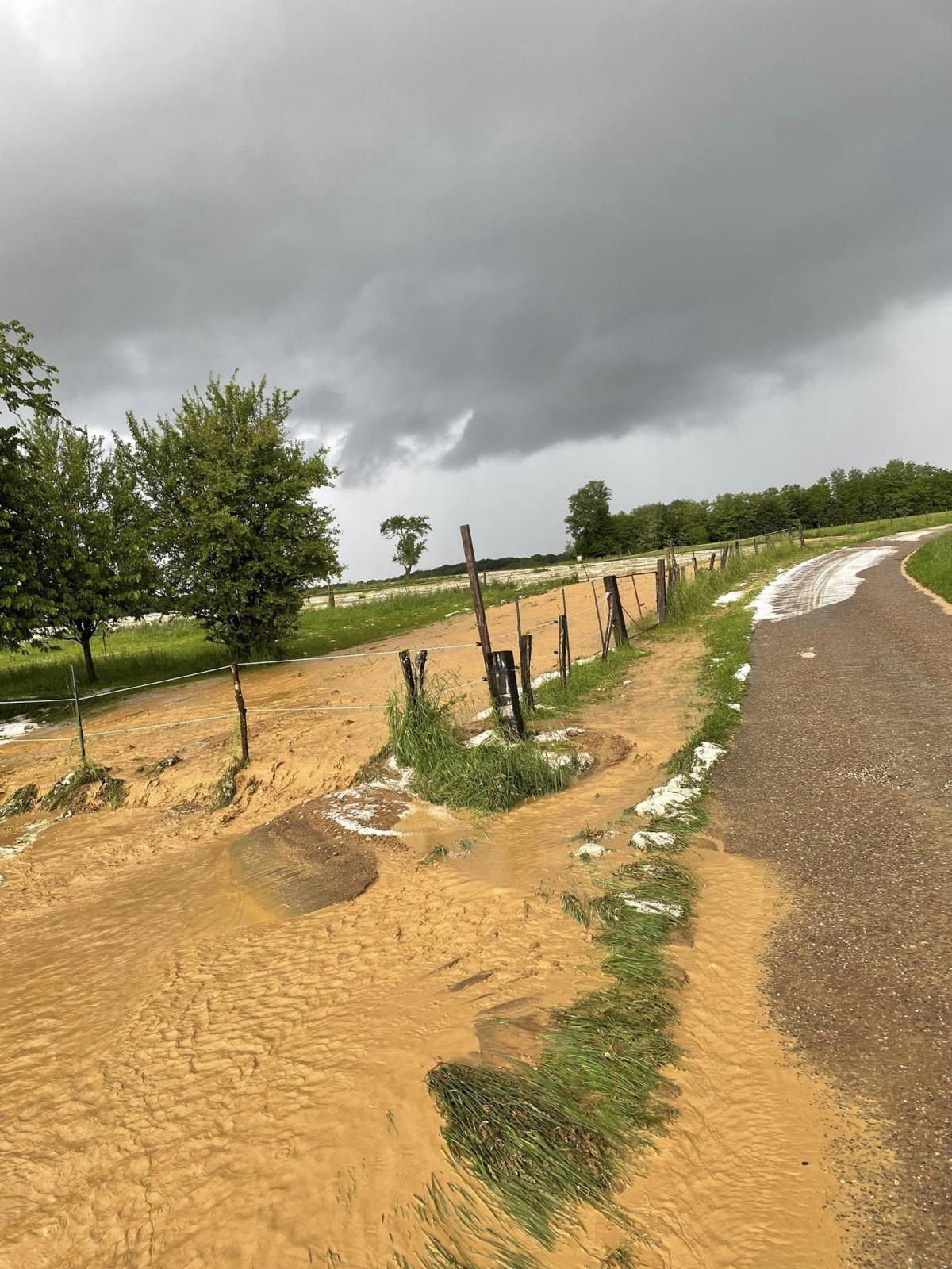 Fortes averses (26 mm en une quinzaine de minutes) et grêle se sont abattues sur plusieurs communes du flanc ouest du département, le 24 mai dernier.