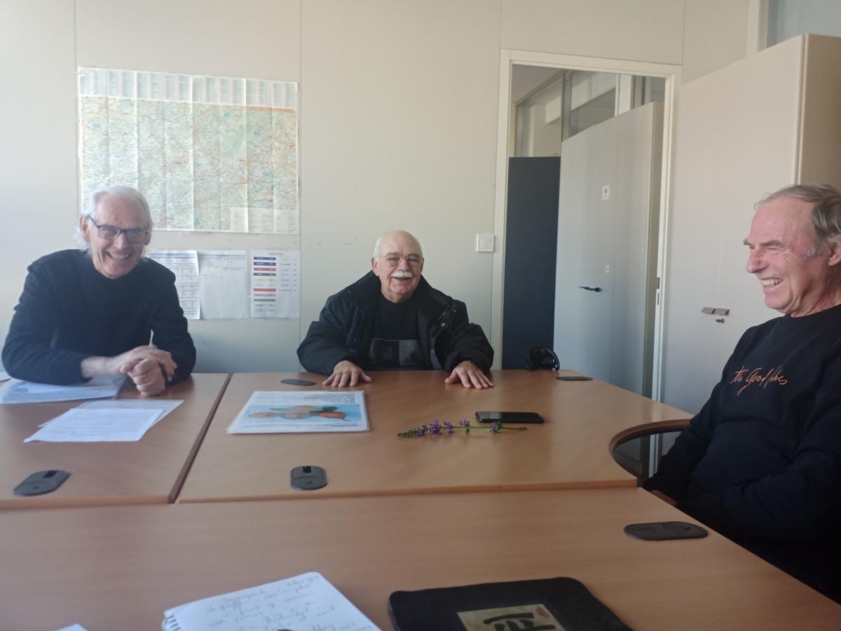 Jean-Marie Adam, Jean-Claude Virot et Michel Charles poursuivent la quête de la mystérieuse pomme « séminaire de Vesoul ».