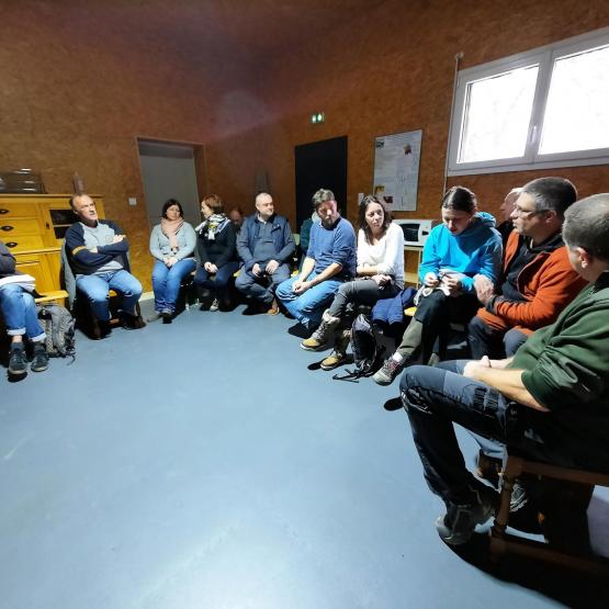 Des apiculteurs venus des 4 départements de Franche-Comté étaient réunis à Gézier le 26 janvier dernier. Crédit photo : Céline Beluche/CA70