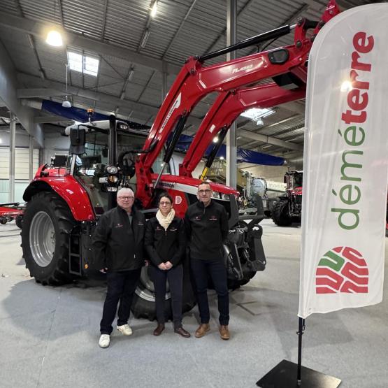 Les responsables de Déméterre, dorénavant distributeur exclusif de Massey Ferguson. Crédit photo : Sèverine Vivot (TCN)