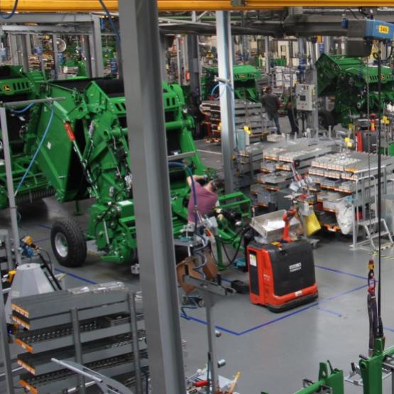 L'usine John Deere d'Arc-lès-Gray emploie plus de 400 personnes. Crédit photo : A.Coronel