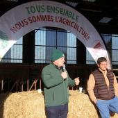 Très à l’aise et au fait de ses dossiers, Yohann Barbe a tenu un discours à la fois optimiste et offensif : pas question de se laisser spolier de la valeur ajoutée du lait ! Crédit photo : A.Coronel
