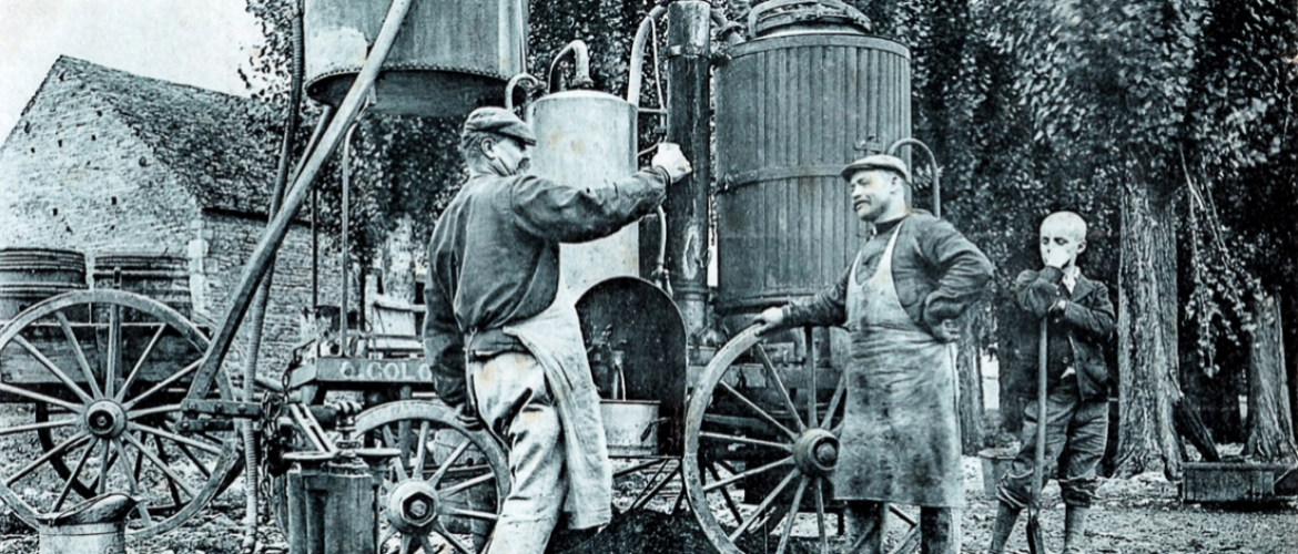 Bouilleurs de cru et distillateurs ouvrent leurs portes à l'occasion de la journée du Kirsch de Fougerolles.