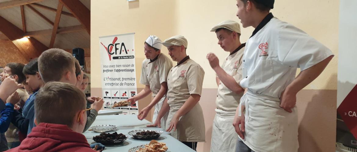 Les apprentis du CFA étaient présents pour cette semaine consacrée à la promotion des métiers de la filière pain.