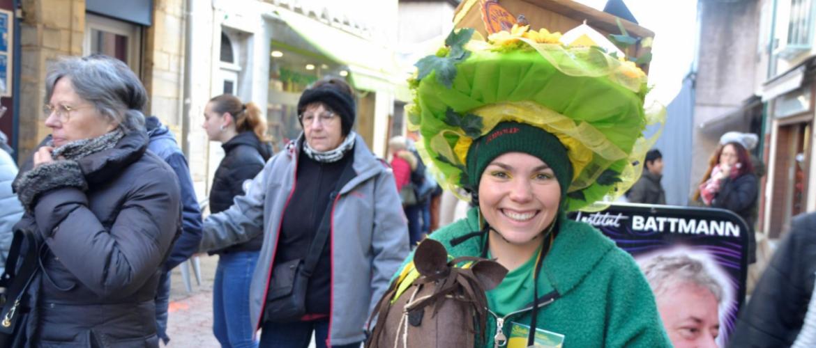 La tradition des catherinettes perdure et jette une touche de gaîté dans les rues.