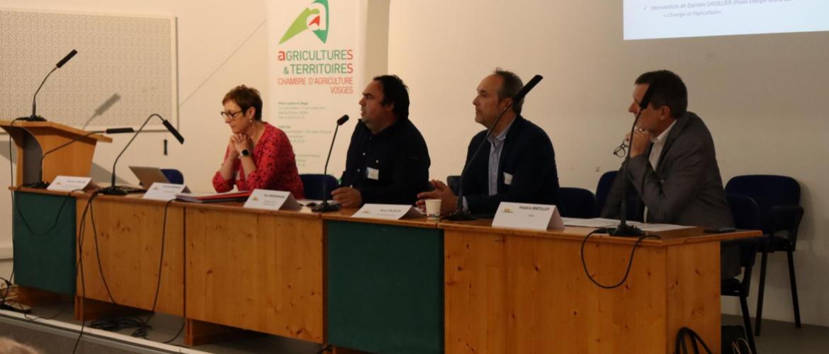 (De G. à D.) Laurence Bruneau, directrice du LIAL Rioz, Yves Grandemange, président du LIAL Rioz, Bruno Da Silva, commissaire aux comptes et Frédéric Bretillot, expert-comptable. Crédit photo : Marion Falibois