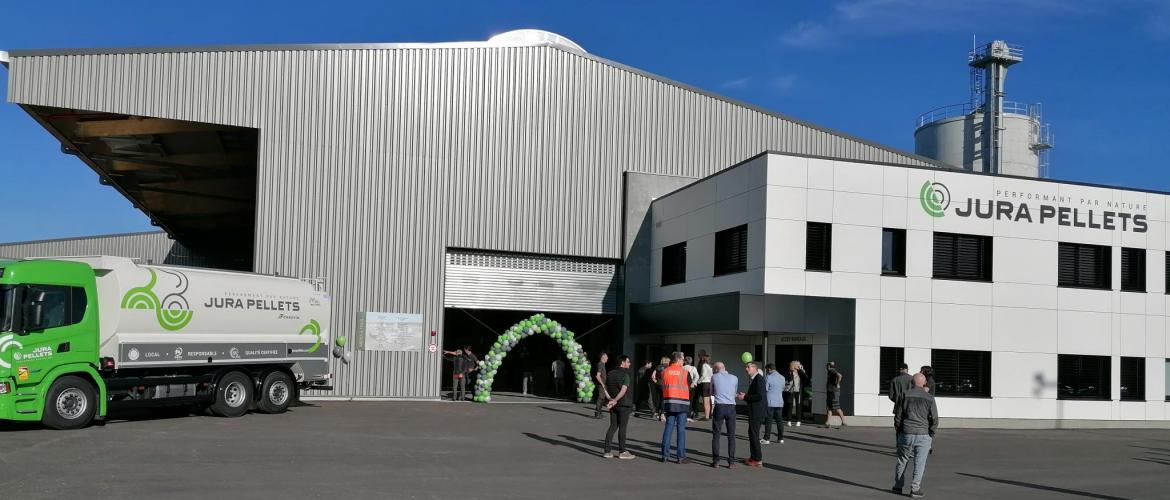 La scierie Chauvin s'est dotée d'une unité de fabrication de pellets inaugurée en octobre 2023. Crédit photo : Sébastien Closa (JAR)