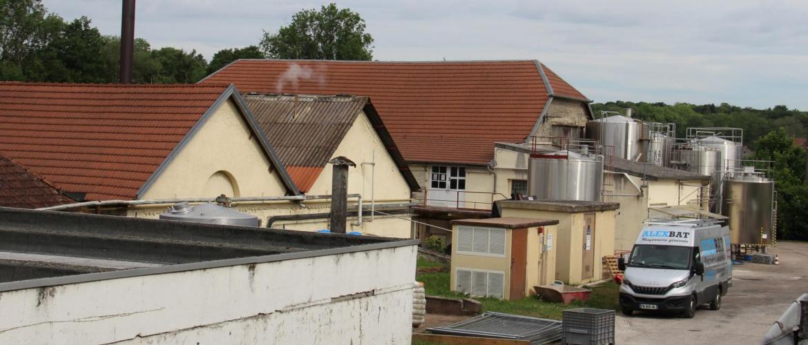 Les bâtiments de l'ancienne fonderie ont été progressivement occupés par la fromagerie