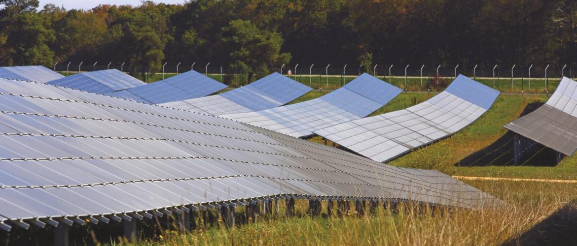 le législateur a beaucoup réduit le prix de rachat obligatoire de l’électricité provenant des panneaux photovoltaïques. Crédit photo : LD