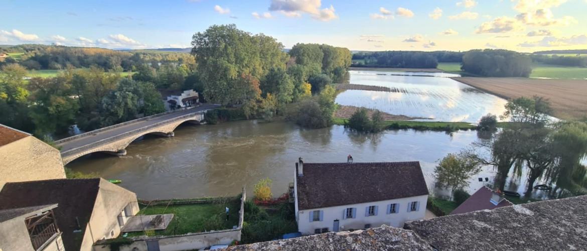 La Saône au niveau de Pesmes. Crédit photo : Noëlle Loichot