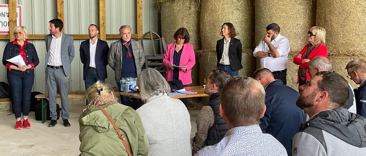 Le 29 mai dernier à Saint-Baraing, 8 candidats aux élections européennes étaient invités par la FRSEA et les JA de BFC pour présenter leur programme. Crédit photo : Isabelle Renaut