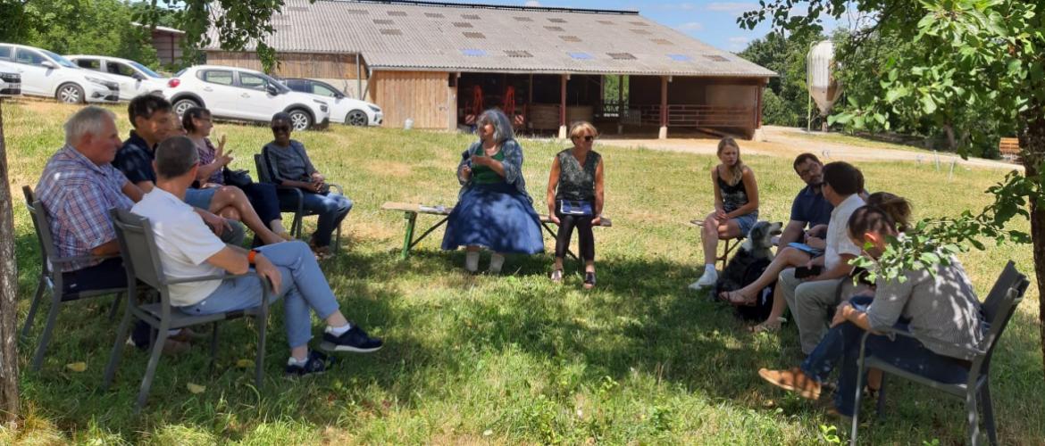Les femmes ont toute leur place dans la conduite des exploitations, dans le pilotage des matériels agricoles comme dans les instances de décision.